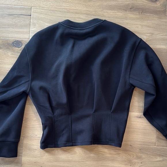 Lululemon Gathered Waist Crew Pullover Black Modal Size 8 EUC Reg.$118 #W3EPBS - Picture 2 of 3